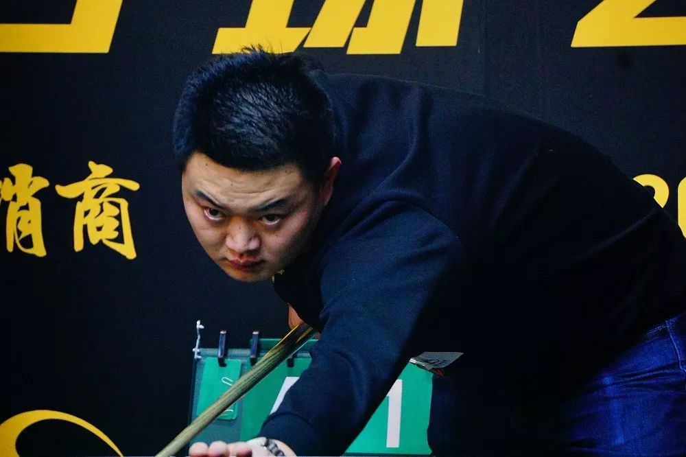 与球员带来 与球员带来