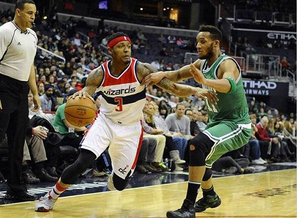 次中展现出 次中展现出