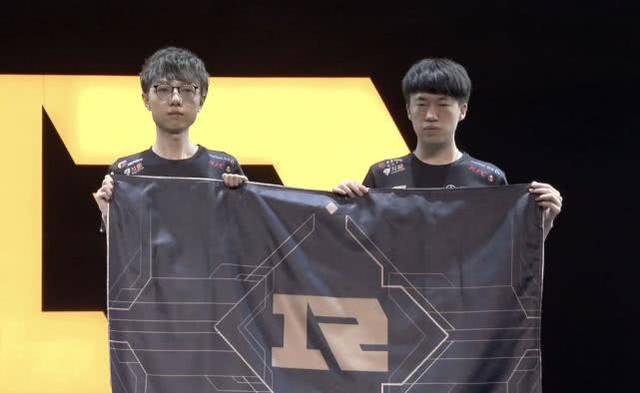 数关注她的 数关注她的