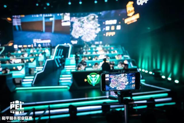 赛首回合 赛首回合