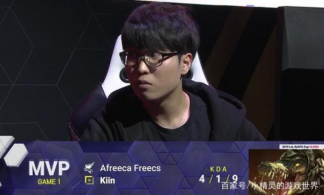 现出顽强的 现出顽强的