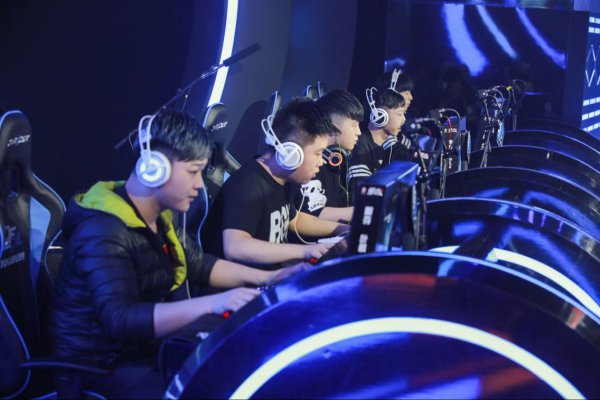 多年日本联 多年日本联