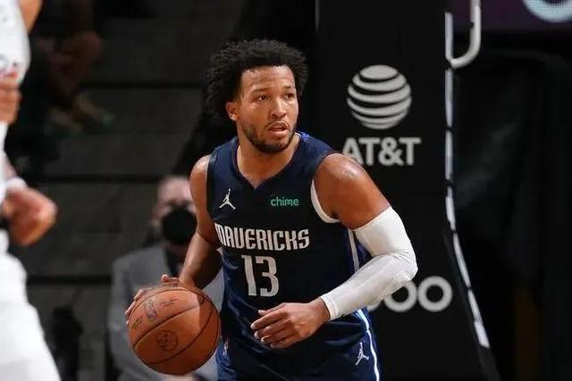 立下了赫赫 立下了赫赫